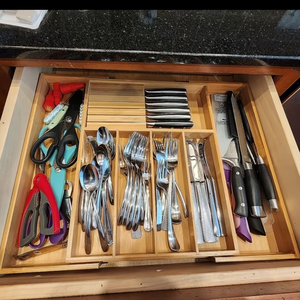 Bamboo Cutlery Organizer with Utensils